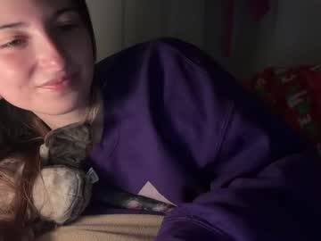 fantasyella's chat room