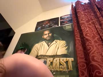 deepthroatqueen33's chat room