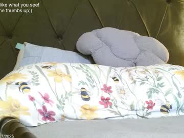 skybella_'s chat room