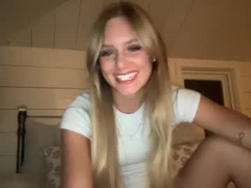 carlybora's chat room