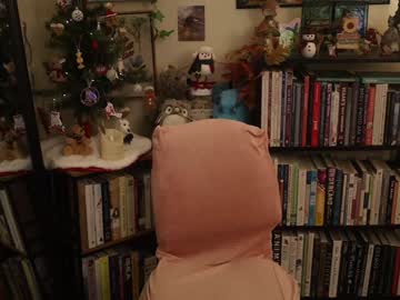 ellynaomi's chat room