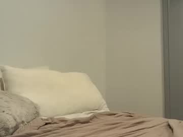 pollyyypocket's chat room