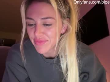 piper_patterson's chat room