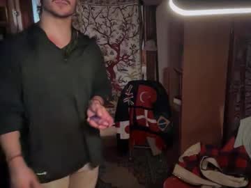 straightishd's chat room