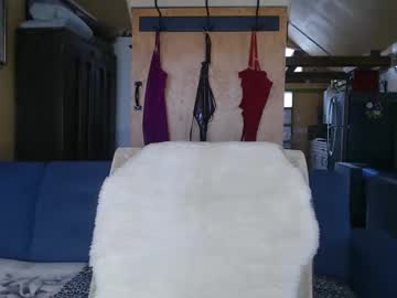 kimberlyfaysantana's chat room