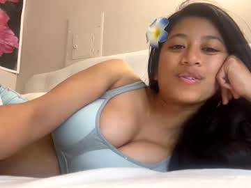 hawaiigirl_'s chat room