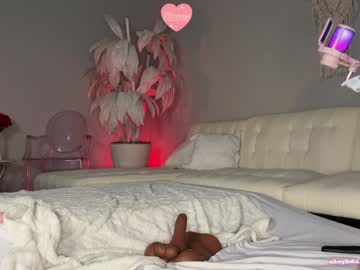 jinxy_loves's chat room