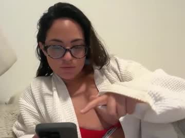 pollyyypocket's chat room