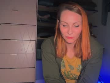 kaileeshy's chat room