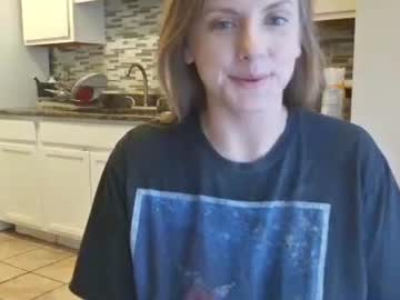 tinywithtiddies's chat room