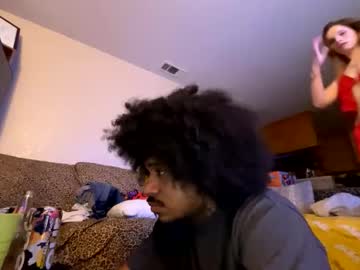 prettyandpinkkk's chat room