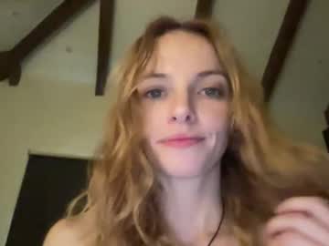 lilbitali's chat room