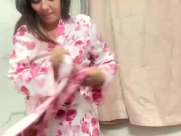 straightoutthetrailer's chat room