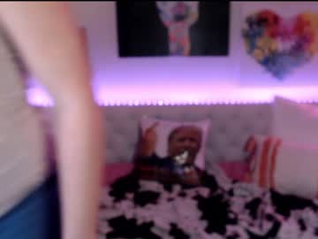 holihurricane's chat room