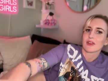 officiallyonlytams's chat room