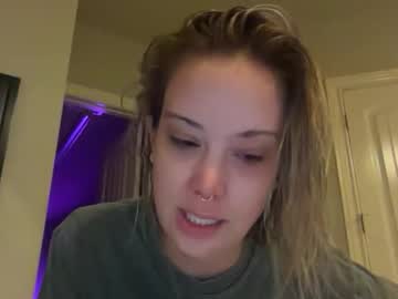 leanneluxecouple's chat room