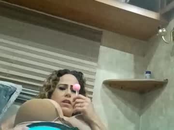 laurasusan061986's chat room