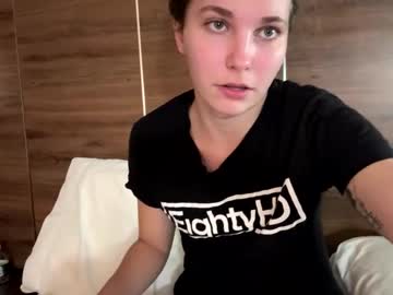 deepthroatqueen33's chat room