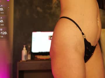 moonelly's chat room