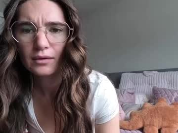 bambifarrina's chat room