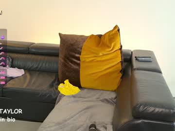 _taylormoon's chat room