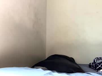 sexybrown05's chat room