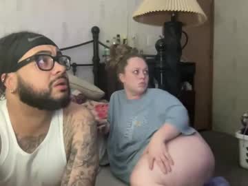 dumptrucksnfrontbutts's chat room