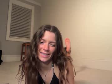 miamoorexo's chat room