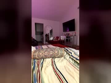 emilyyyt's chat room