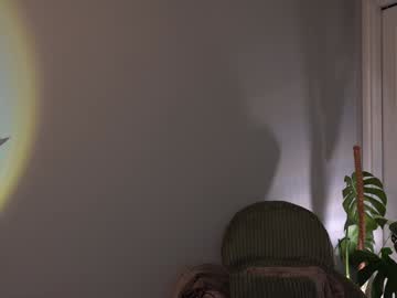 littlemiss_kira's chat room