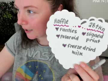 haylee_love's chat room