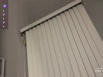 angelllsworlddd's chat room