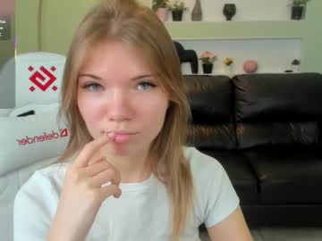 michafox's chat room