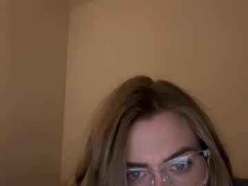 valeriexo21's chat room