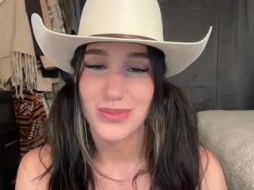 ella2sweet's chat room