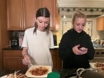 clairewalkerrr's chat room