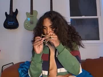 onlystrings's chat room