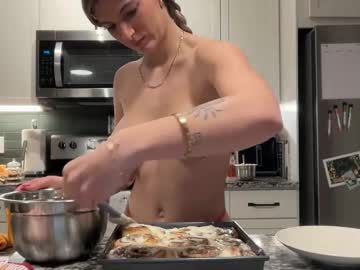 therosiecheeks's chat room