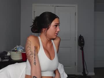 prettygirll23's chat room