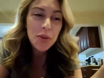 alyjeanne0420's chat room