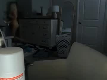 roxyrain2736's chat room