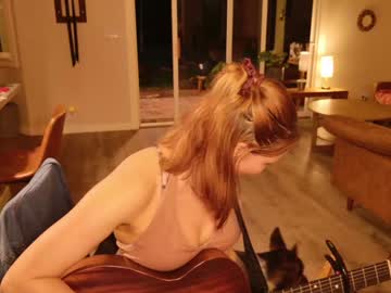 kaileeshy's chat room