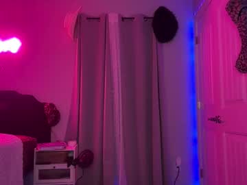 brielledaviss's chat room