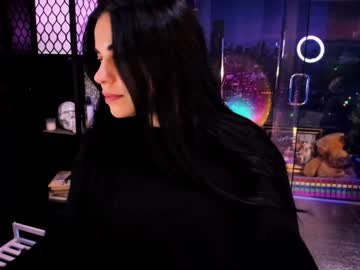 alma_pearl's chat room