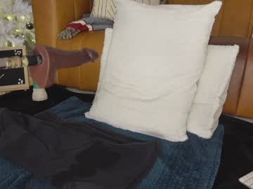 taylor_love_303's chat room