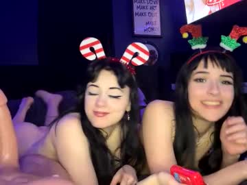 ravyn_nyx's chat room