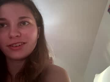 deepthroatqueen33's chat room