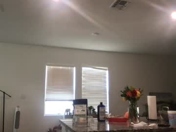 texas_blonde's chat room