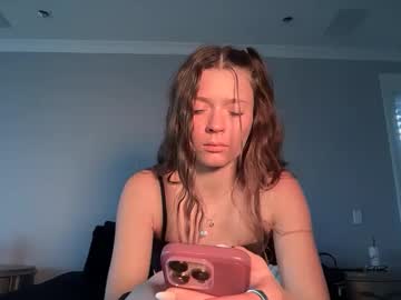 miamoorexo's chat room