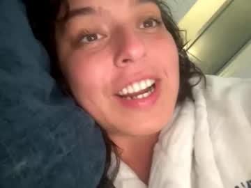 straightoutthetrailer's chat room